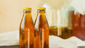 Mon kombucha est trop acide ou trop sucré : que faire ?