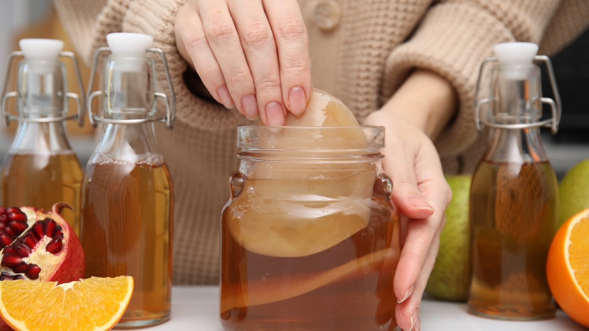 Warum tropft mein SCOBY mit Kombucha auf den Boden?